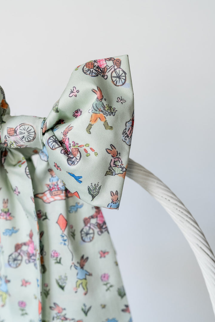 Dogwood Hill Spring Bunnies Easter Basket Bow